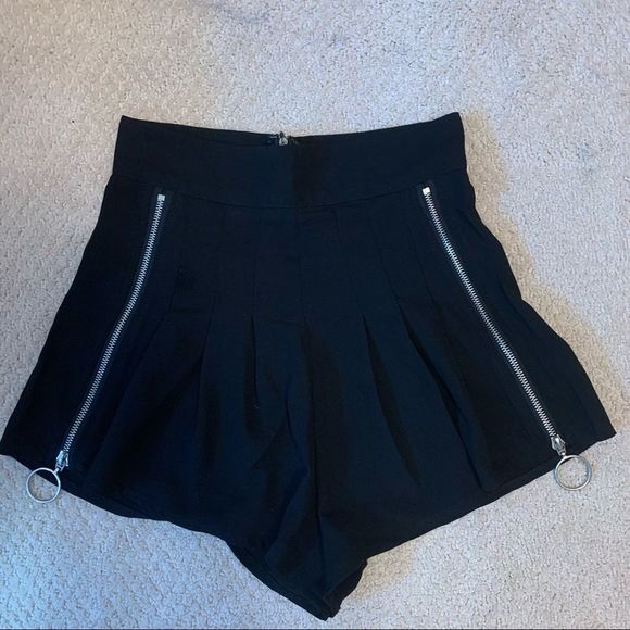 LF Black High-Waisted Shorts with Zipper Detail - Picture 1 of 4